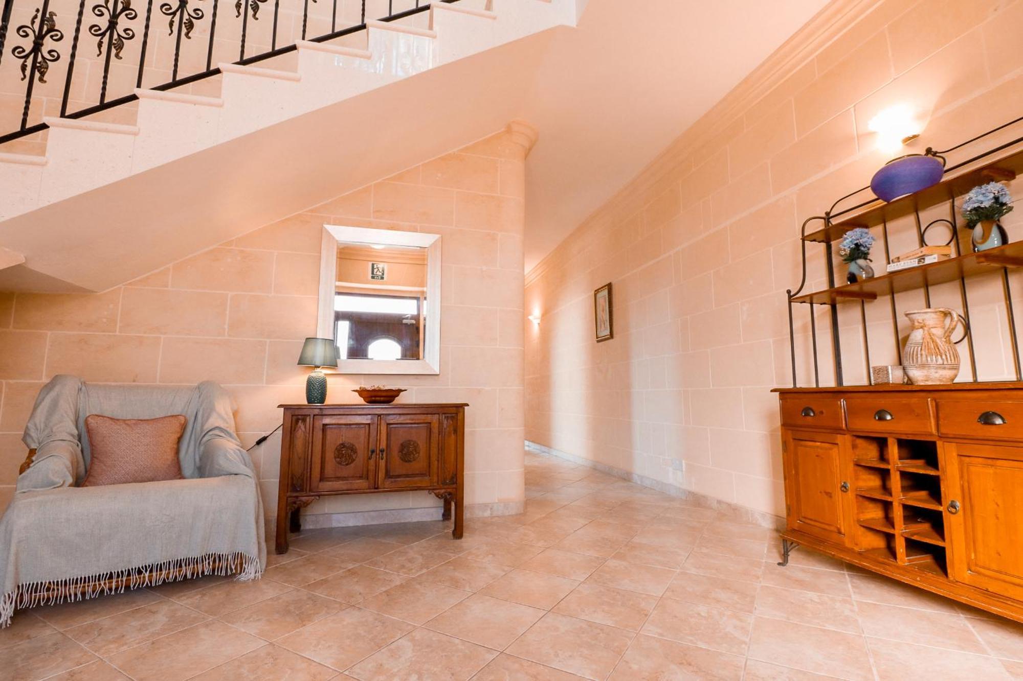 Villa Fieldend - Gozo Holiday Home Gharb  Luaran gambar