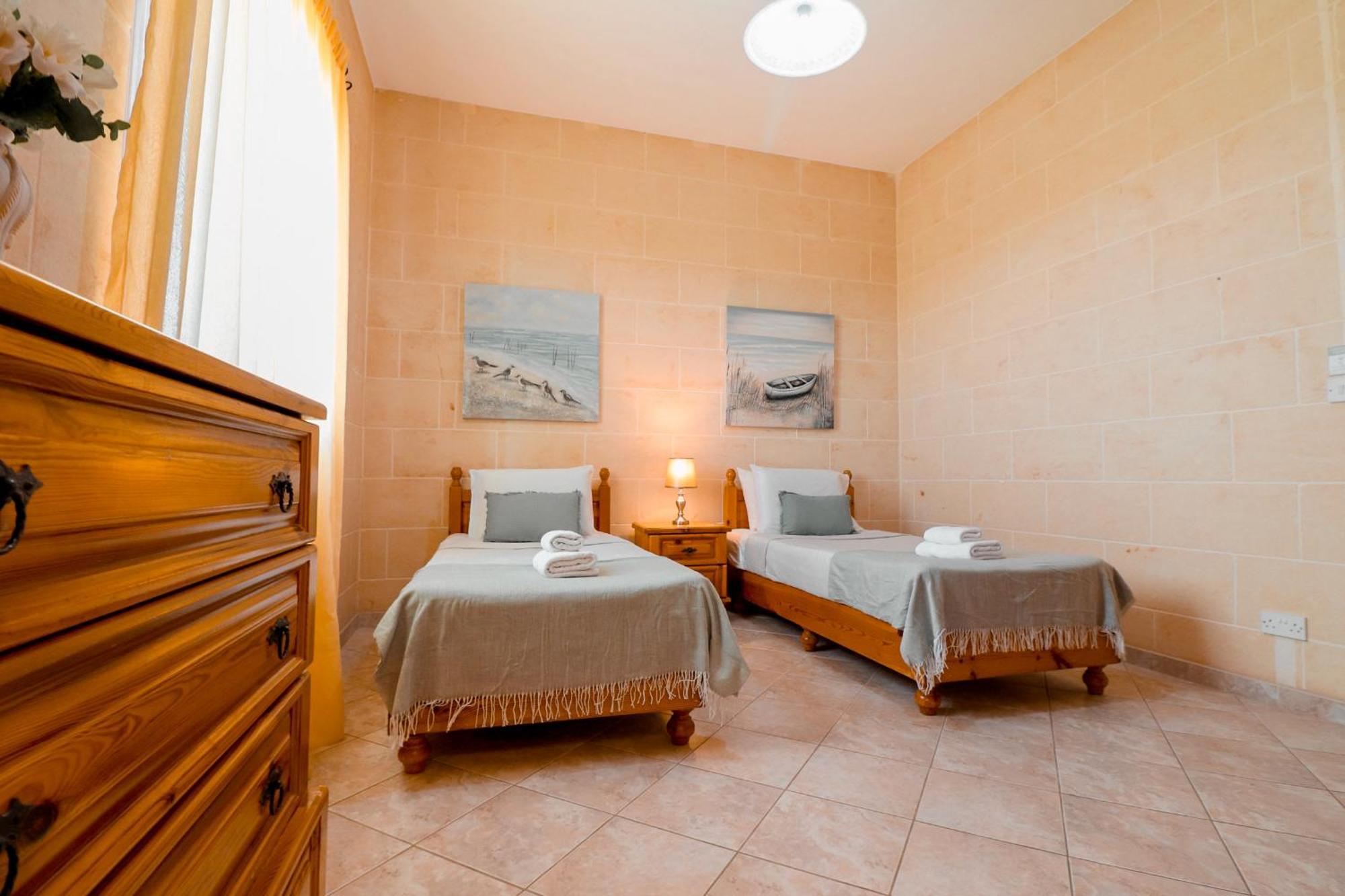 Villa Fieldend - Gozo Holiday Home Gharb  Luaran gambar